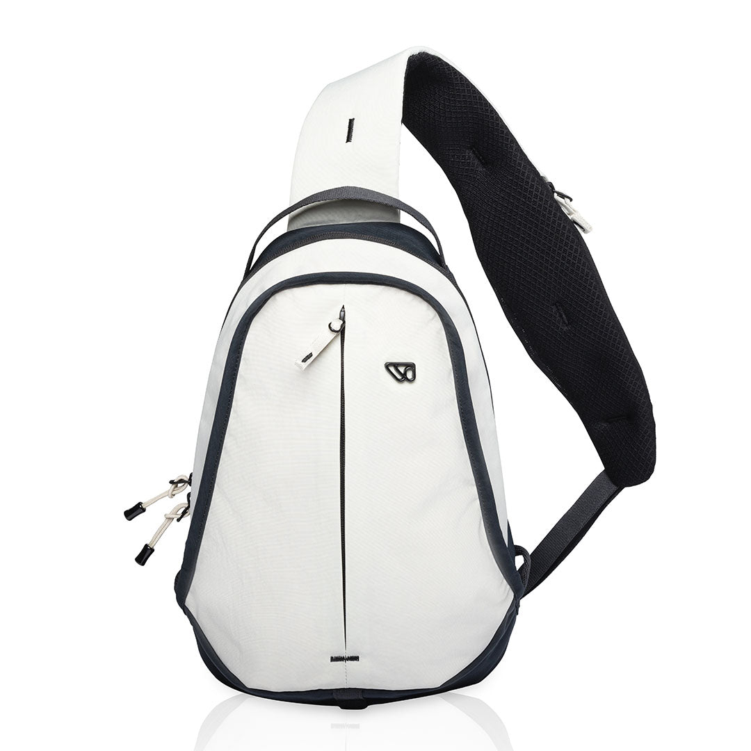The Sling Bag in color: Moonstruck